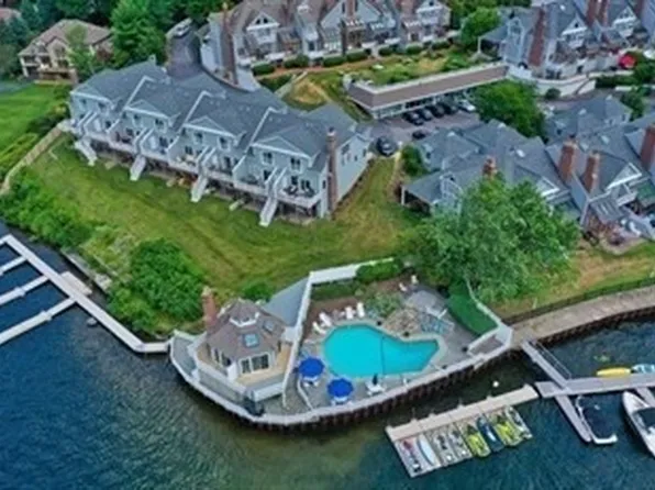 3 Eastern Point Dr #3, Shrewsbury, MA 01545