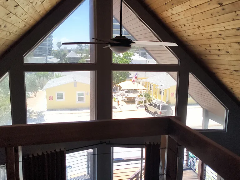 78th Ave — Photo 2