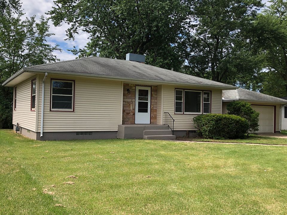 1st image of 262 Clardelle Ave