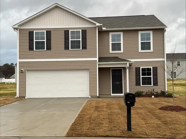 7004 Moss Creek Way, Rocky Mount, NC 27804