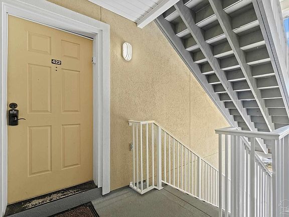 4th image of 7476 Sunset Harbor Dr APT 422