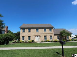 1004 Kent Dr, Mechanicsburg, PA 17050