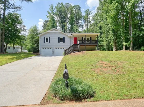 276 Indian Creek Dr, Powder Springs, GA 30127