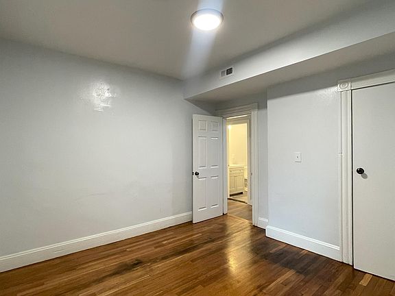 5th image of 78 Carolina Ave #2