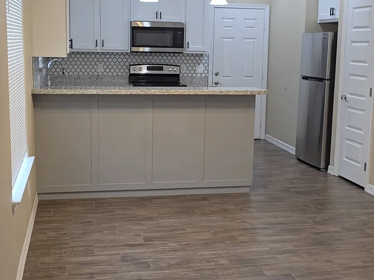 1720 Jackson St #1 — Photo 25