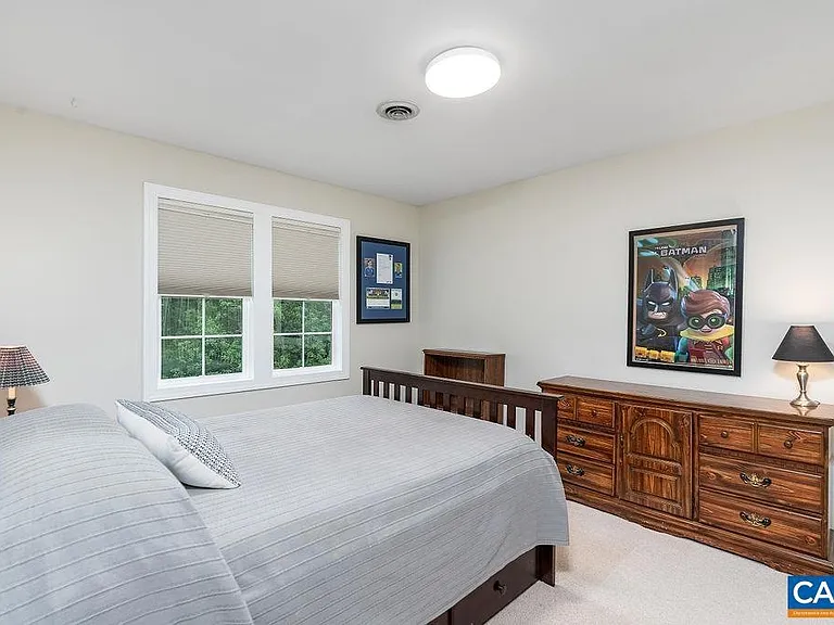 2810 Locust Hill Dr — Photo 22