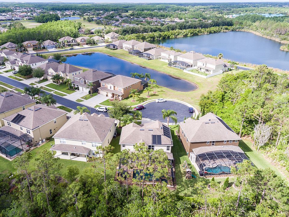 1st image of 551 Bay Bend Ln