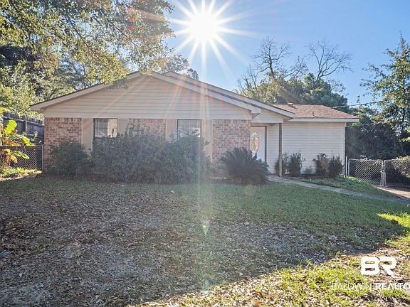 2nd image of 1256 Jean Dr