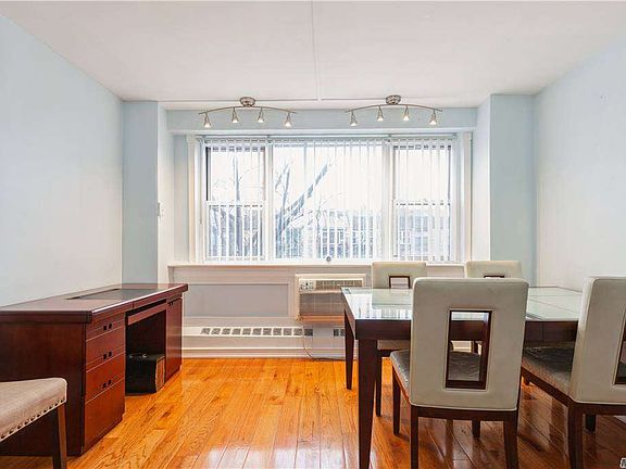 3rd image of 8900 170th St APT 3K