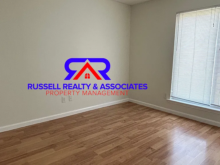 204 Buck Creek Cir — Photo 5