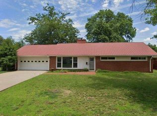314 Fairview Ave, Blackwell, OK 74631