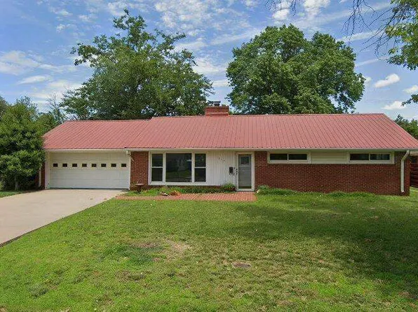 314 Fairview Ave, Blackwell, OK 74631