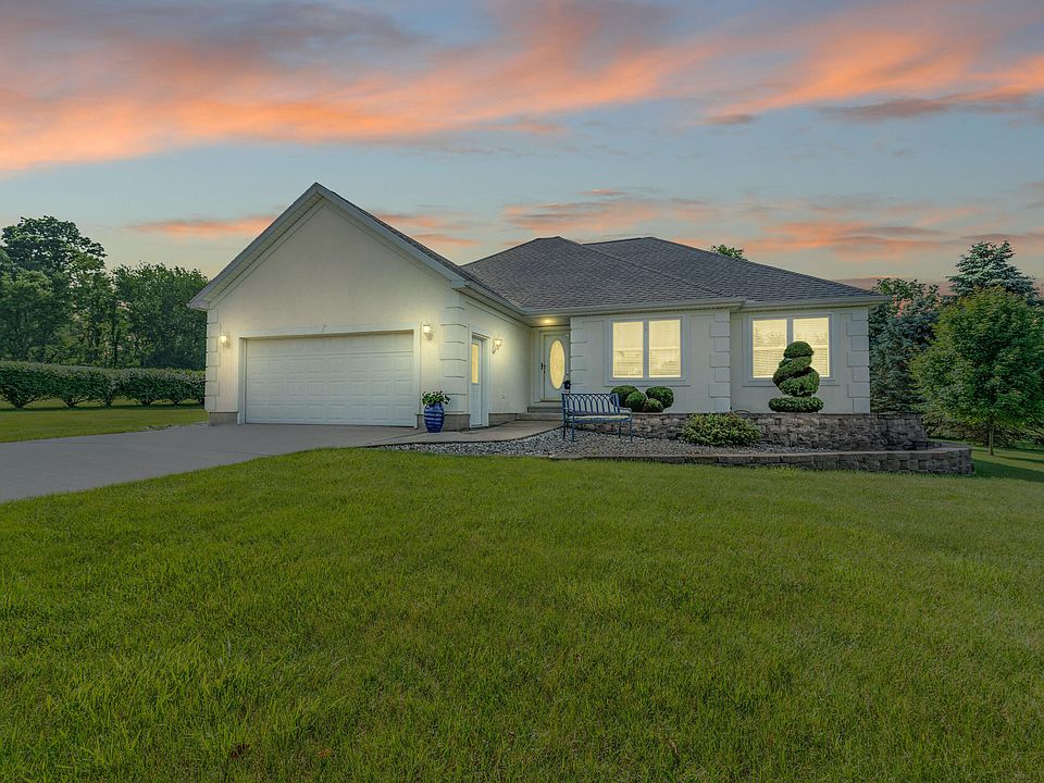 1441 Red Clover Hills Dr, Jonesville, MI 49250 Zillow