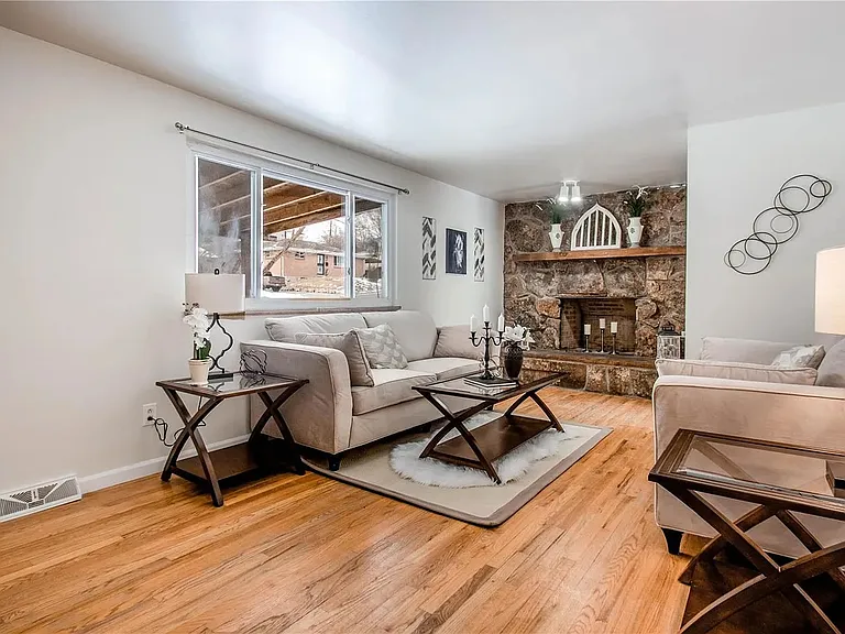 824 Xavier St — Photo 10