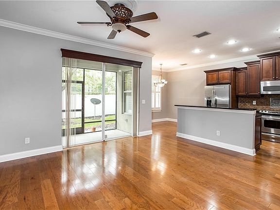 3rd image of 10614 Whittington Ct