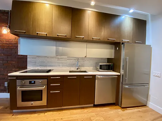 Rented by Zjama Realty Corp | media 8