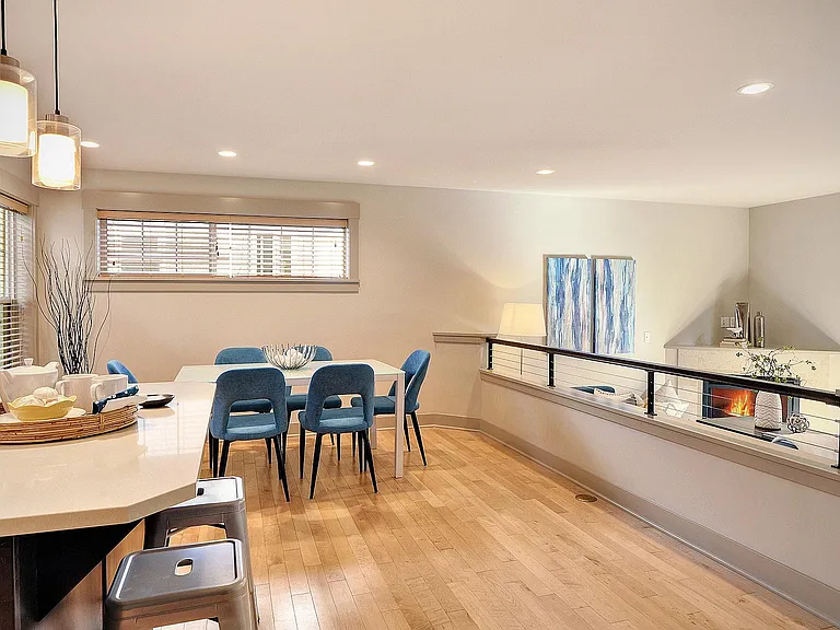 4504 Fremont Ave N #B — Photo 7