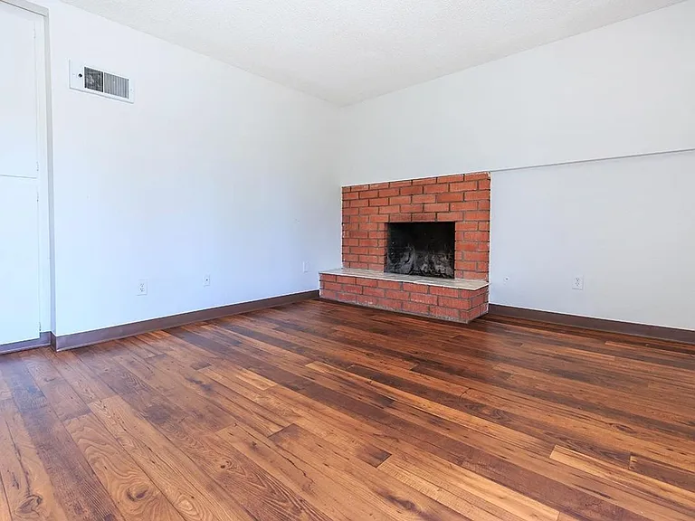 East Orange Village Apartments — Photo 76
