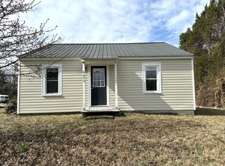 6670 Walnut Cove Rd, Walkertown, NC 27051