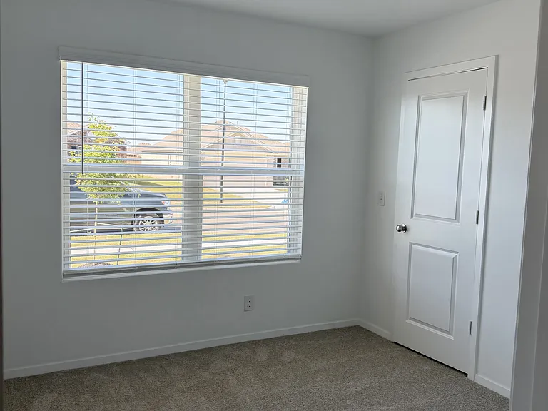 1609 E Gary St — Photo 18