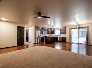 3415 Hamilton St Unit 4, Bismarck, ND 58503