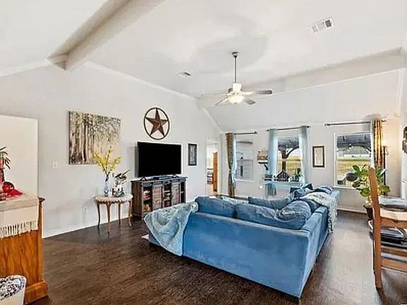 3rd image of 4846 County Road 327