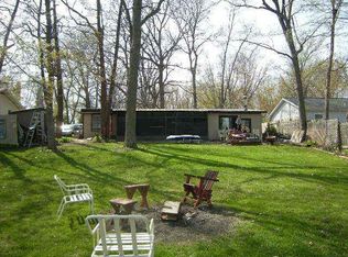 221 Dons Dr, Coldwater, MI 49036