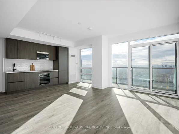 127 Broadway Ave #2902, Toronto, ON M4P 1V4