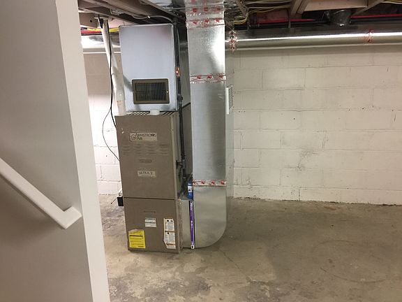 5th image of 6352 Hill St