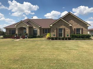 521 Krajca Rd, Ennis, TX 75119
