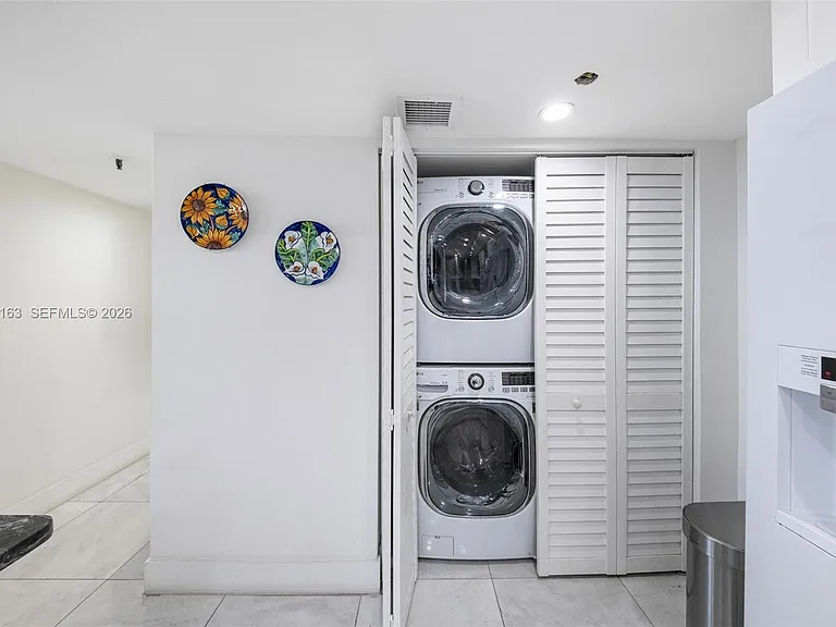 520 Brickell Key Dr #A710 — Photo 27