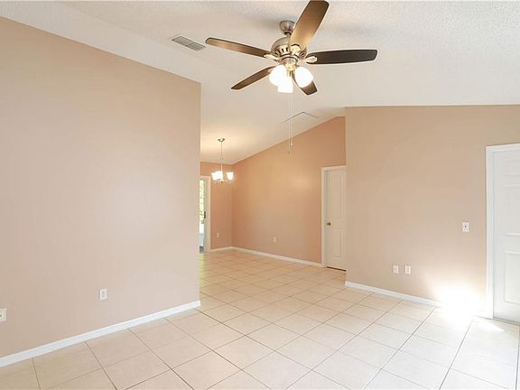 2nd image of 622 Gazelle Dr