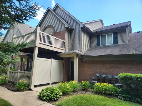 456 Marigold Cir, Westland, MI 48185