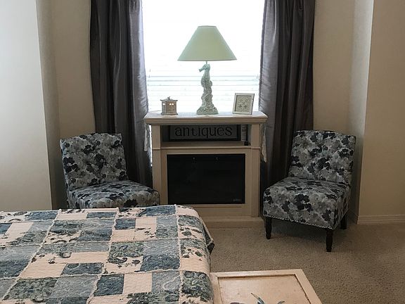 2nd image of 6568 Carlinga Dr