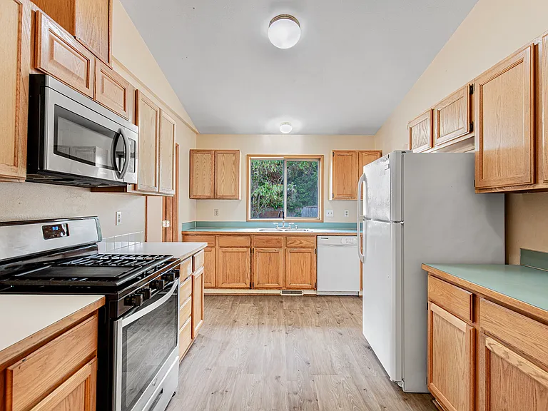 29 Hylebos Ave — Photo 9