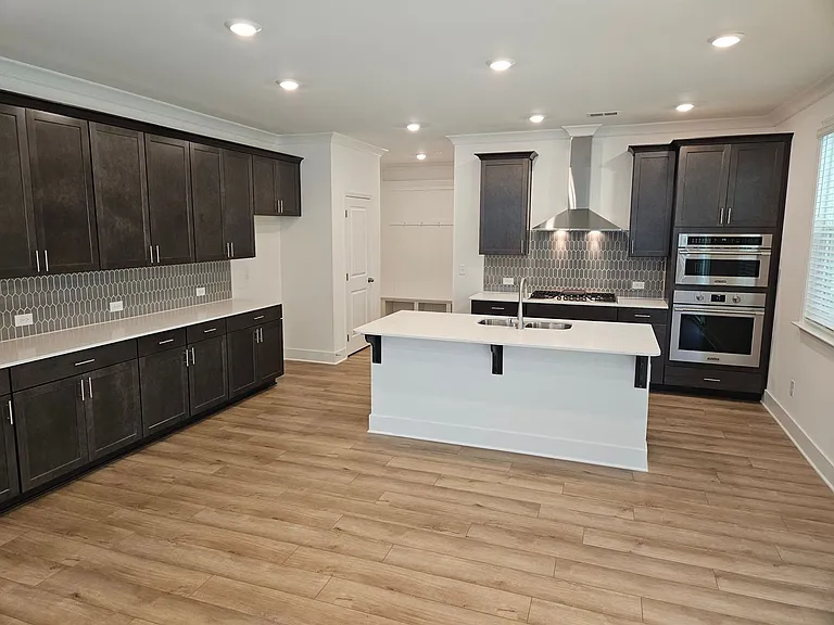 97 Andalusa Ct — Photo 11