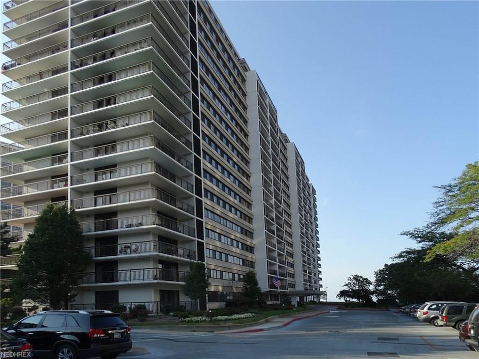 1st image of 12550 Lake Ave APT 910
