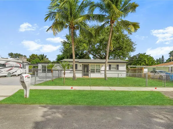 4633 SW 32nd Dr, Hollywood, FL 33023