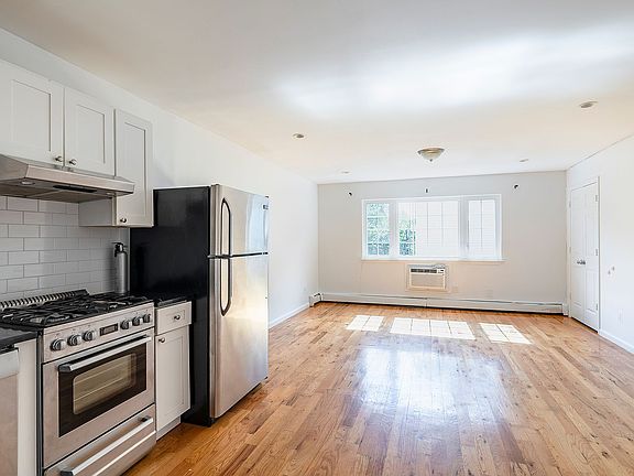 4th image of 496 Central Ave #3G