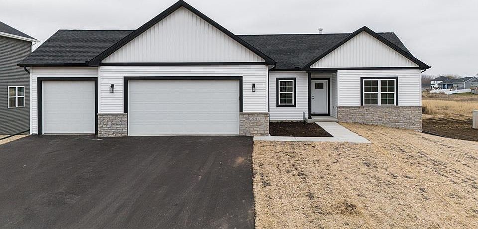 1st image of 116 Shady Ln
