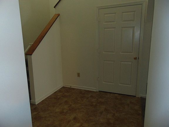 3rd image of 5307 Gardner Ct