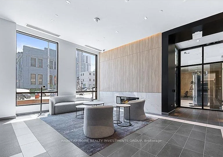 1 Jarvis St #401 — Photo 19