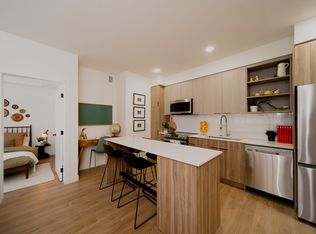 320 19th Ave SW #A-VIOLET, Calgary, AB T2S0C9