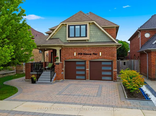 3408 Hideaway Pl, Mississauga, ON L5M 0A7