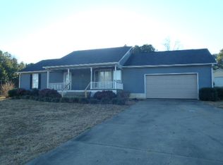 1075 McEntyre Loop SE, Calhoun, GA 30701