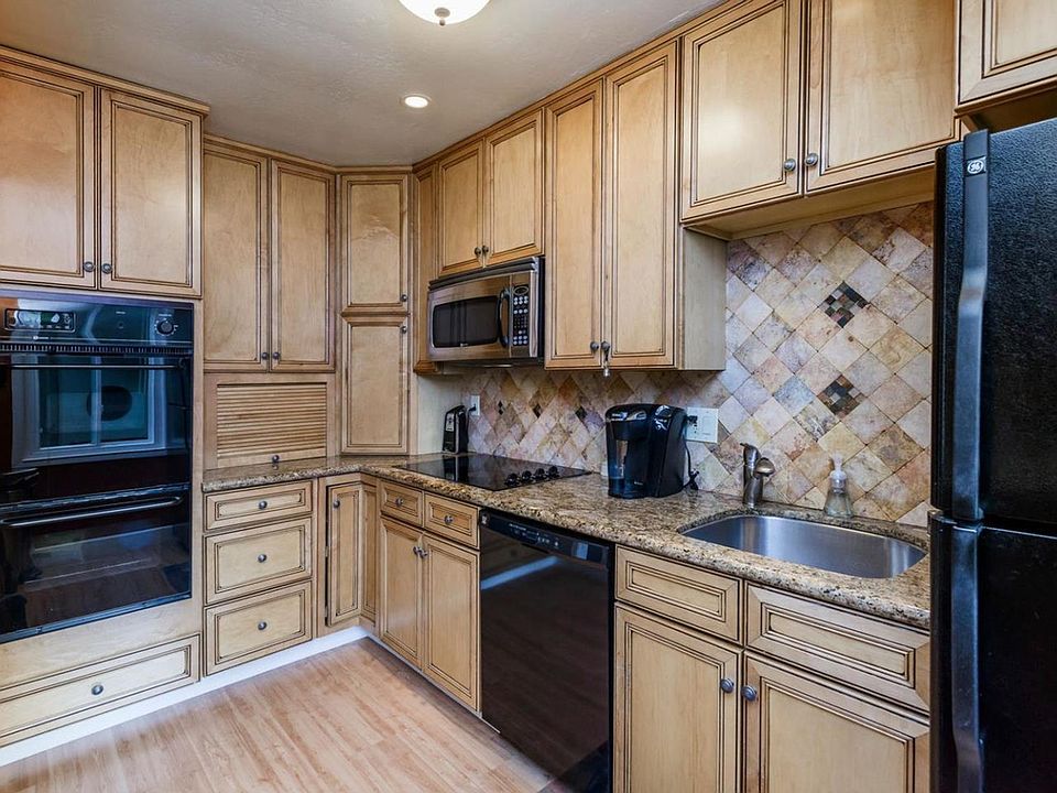 1st image of 177 N El Camino Real APT 1
