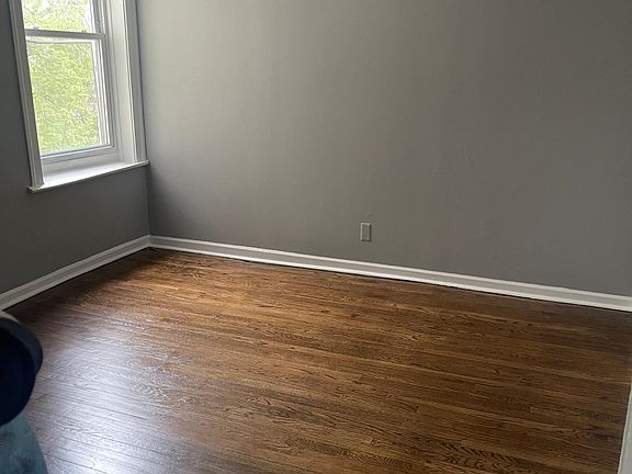 4th image of 638 N Saint Louis Ave APT 2