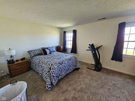 4th image of 1108 Northfield Ln