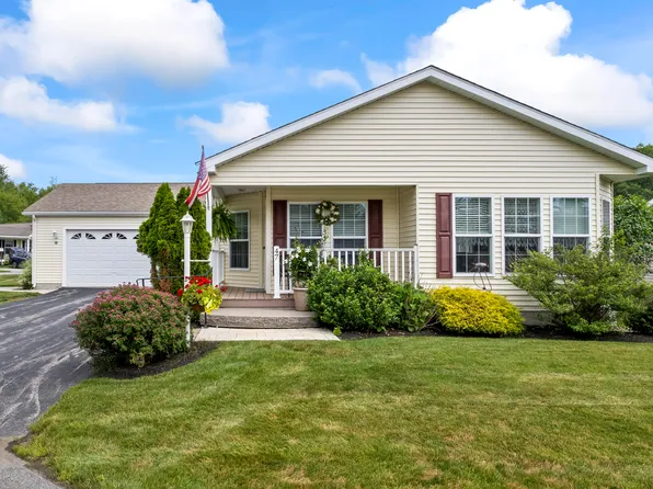 47 Caslyn Drive, Eliot, ME 03903