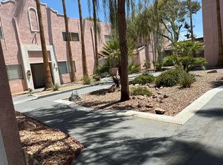 2186 E Desert Inn Rd, Las Vegas, NV 89169